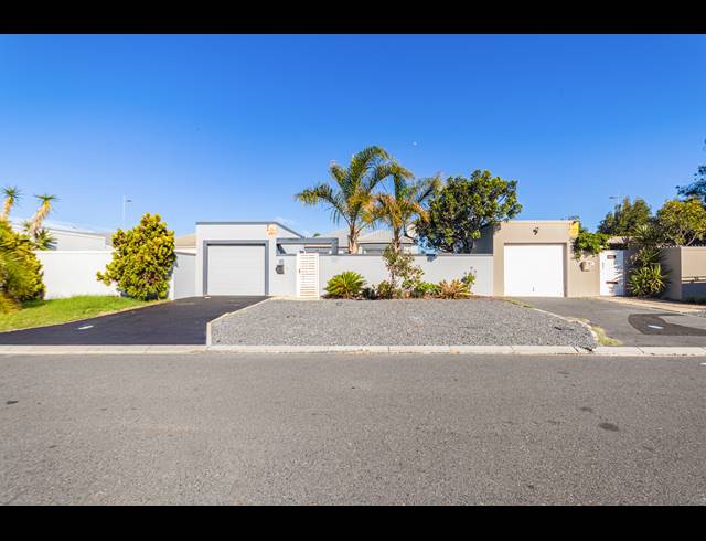 2 BEDROOM FREEHOLD SOLD IN SUNNINGDALE